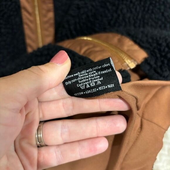 Summersalt The High Pile Full Zip Sherpa Jacket - Picture 9 of 12